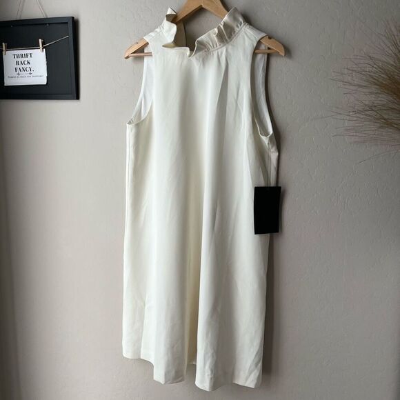 NEW Tuckernuck Dress Bow Back Blythe White Sleeveless Mini Dress Size L - Picture 2 of 11